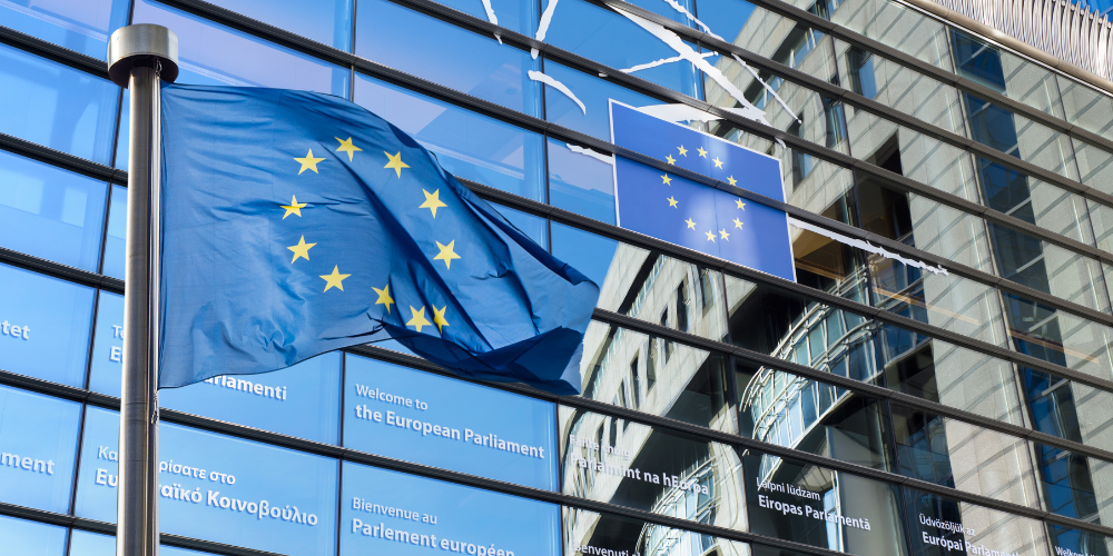 Bandiera dell'Unione Europea - AI Act